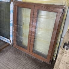 Finestra in PVC Golden Oak Schuco PVC