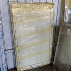 Finestra in PVC Bianco Liscio con pannello maniglia + cilindro PVC in Profilink