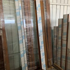 Finestra in PVC Effeto legno senza vetro VEKA